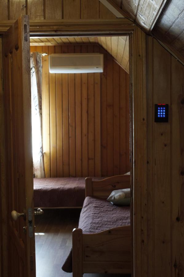 Guest House Eco Home Jūrkalne エクステリア 写真