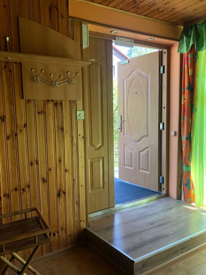 Guest House Eco Home Jūrkalne エクステリア 写真